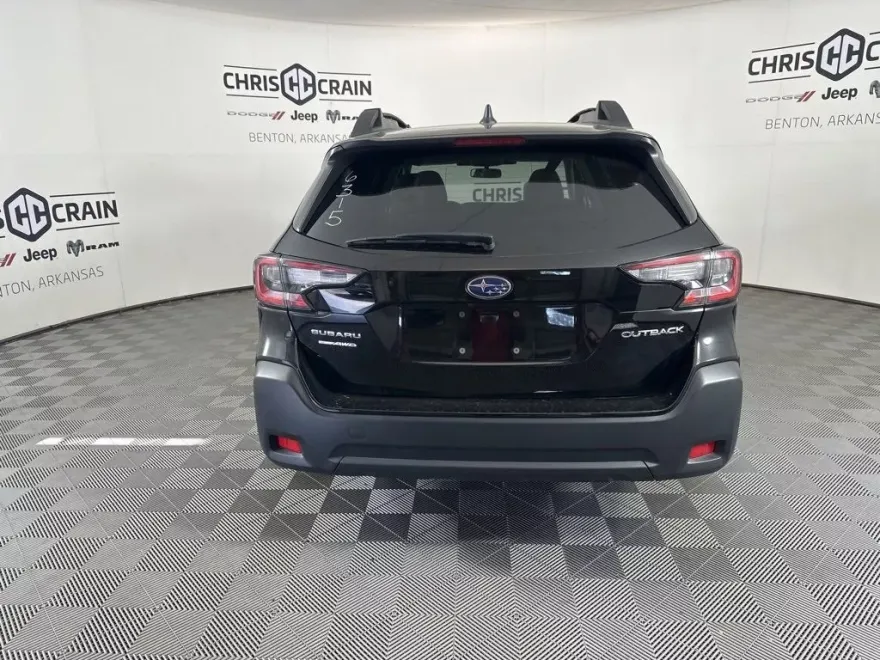2023 Subaru Outback Premium photo 1
