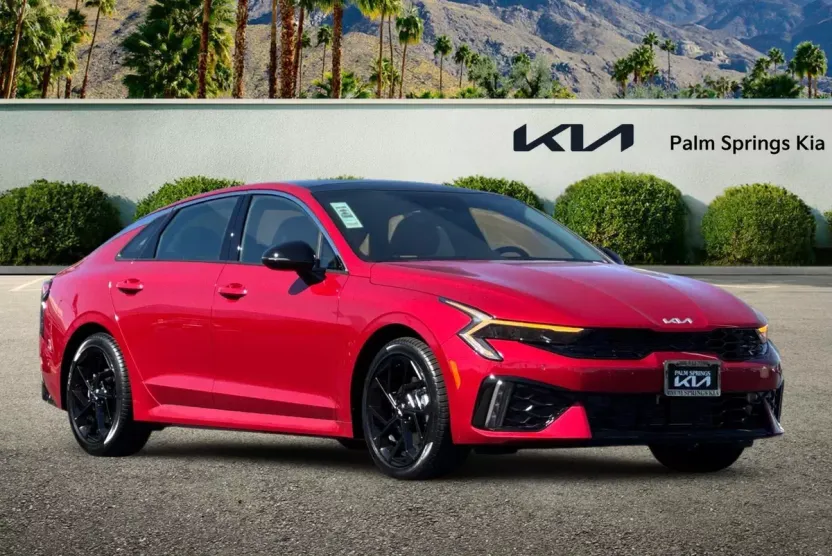 2026 Kia K5 GT-Line photo 1