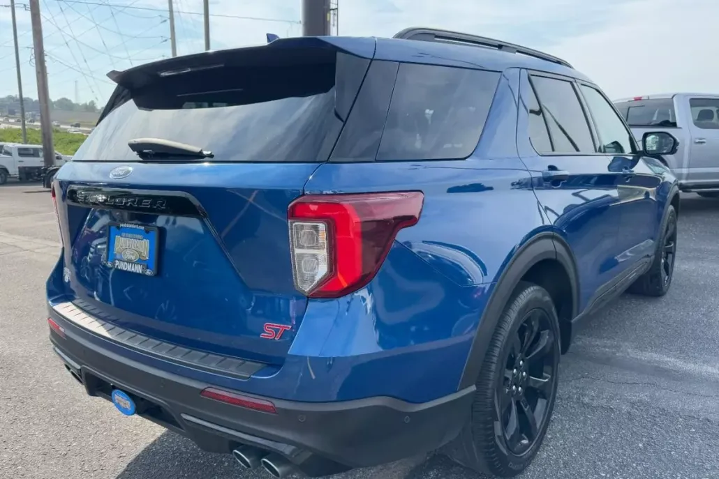 2020 Ford Explorer ST photo 1
