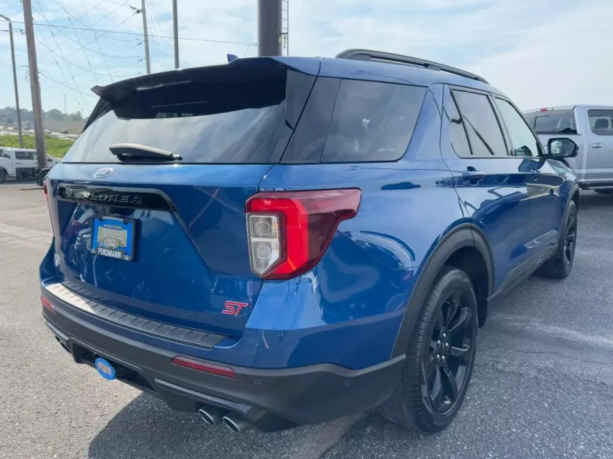 2020 Ford Explorer ST photo 1
