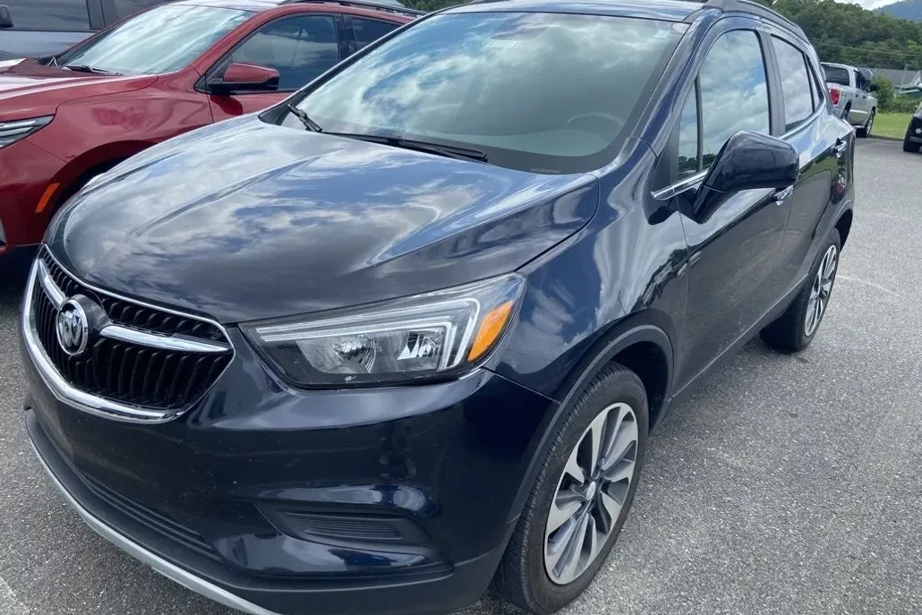 2022 Buick Encore Preferred photo 1