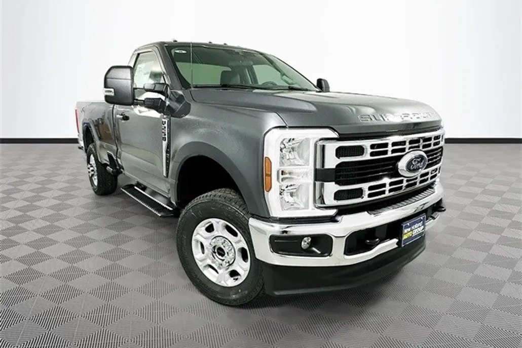 2026 Ford F-250 XLT photo 1