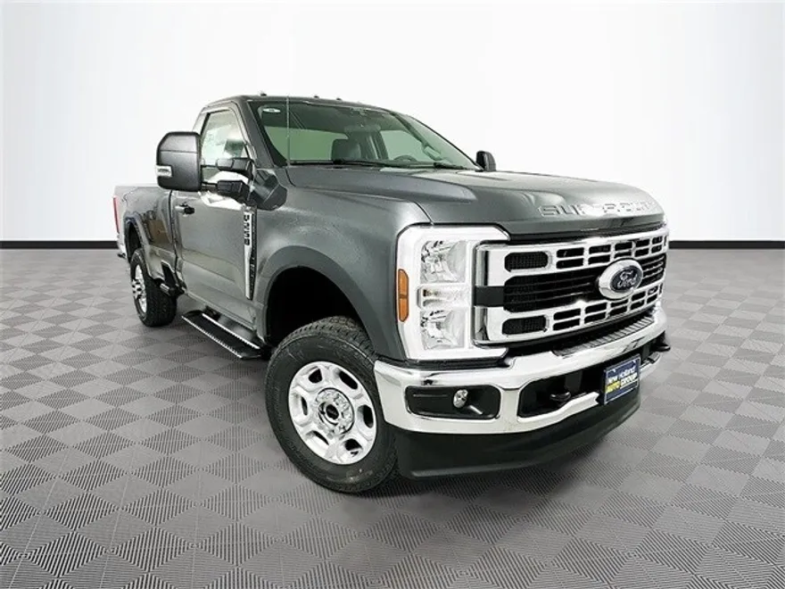 2026 Ford F-250 XLT photo 1