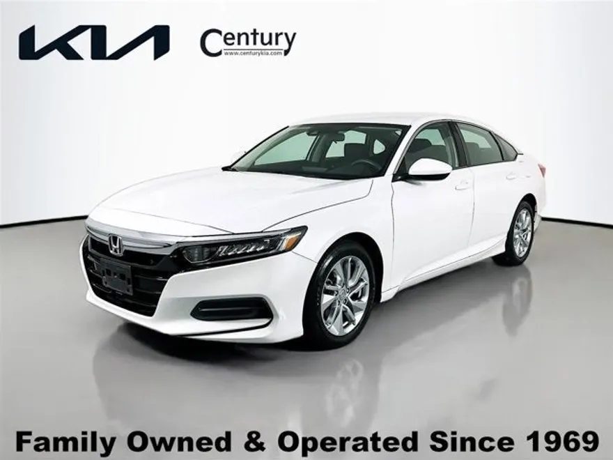 2019 Honda Accord LX 1.5T photo 1
