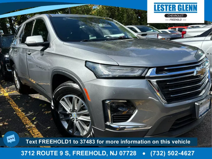2023 Chevrolet Traverse Leather photo 1
