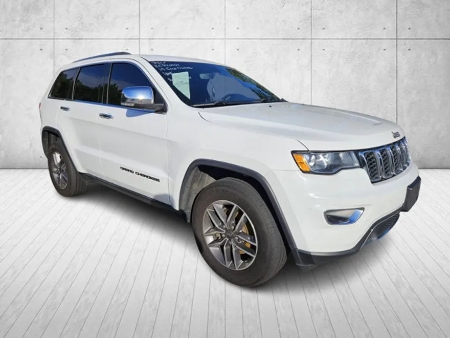 2019 Jeep Grand Cherokee Limited photo 1