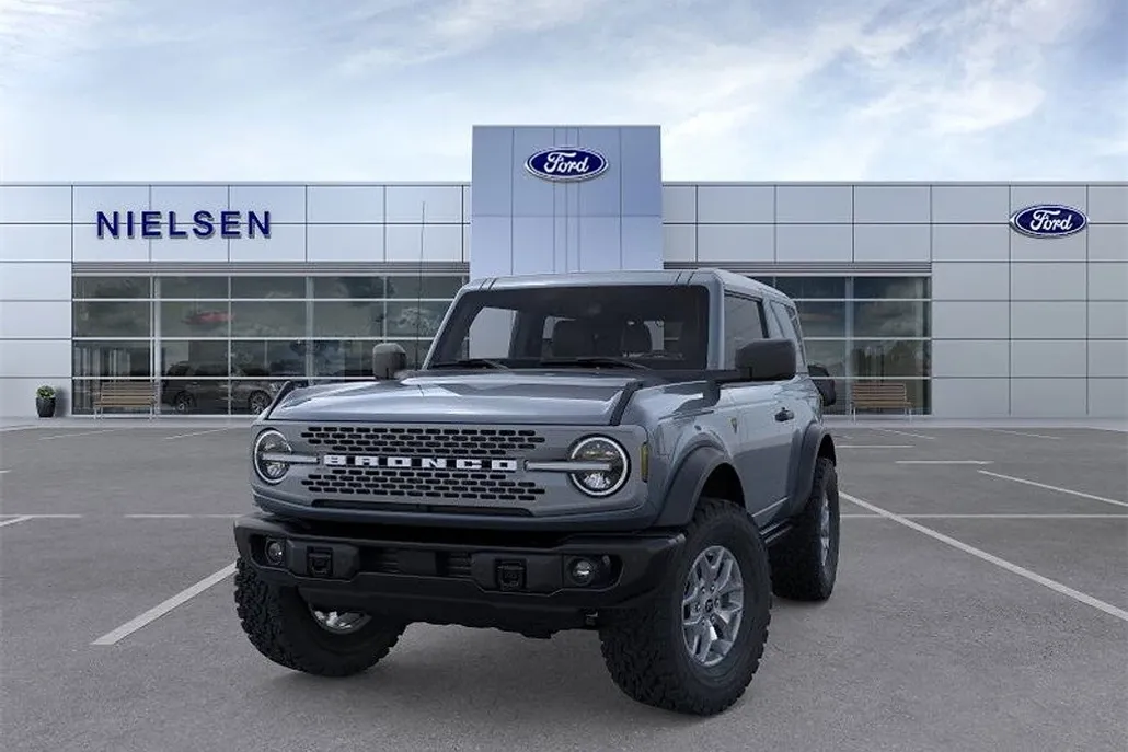 2025 Ford Bronco Badlands photo 1