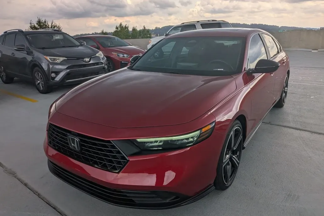 2023 Honda Accord Hybrid Sport photo 1
