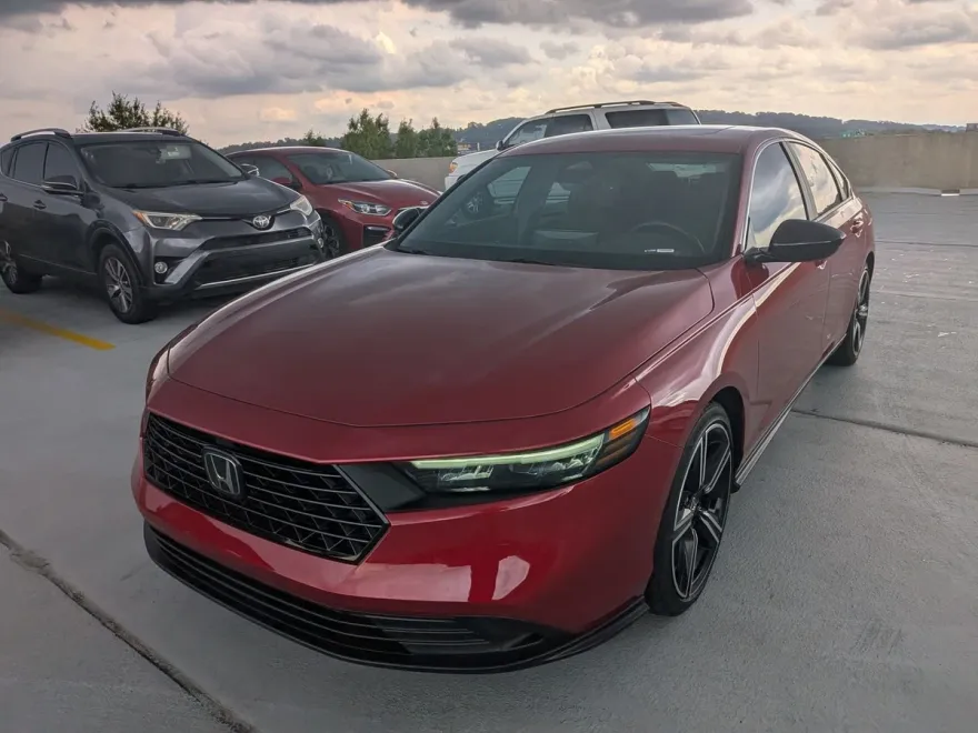 2023 Honda Accord Hybrid Sport photo 1