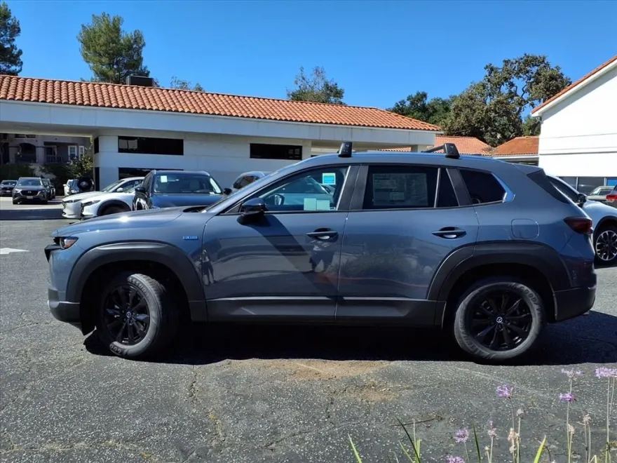 2025 Mazda CX-50 Preferred photo 1
