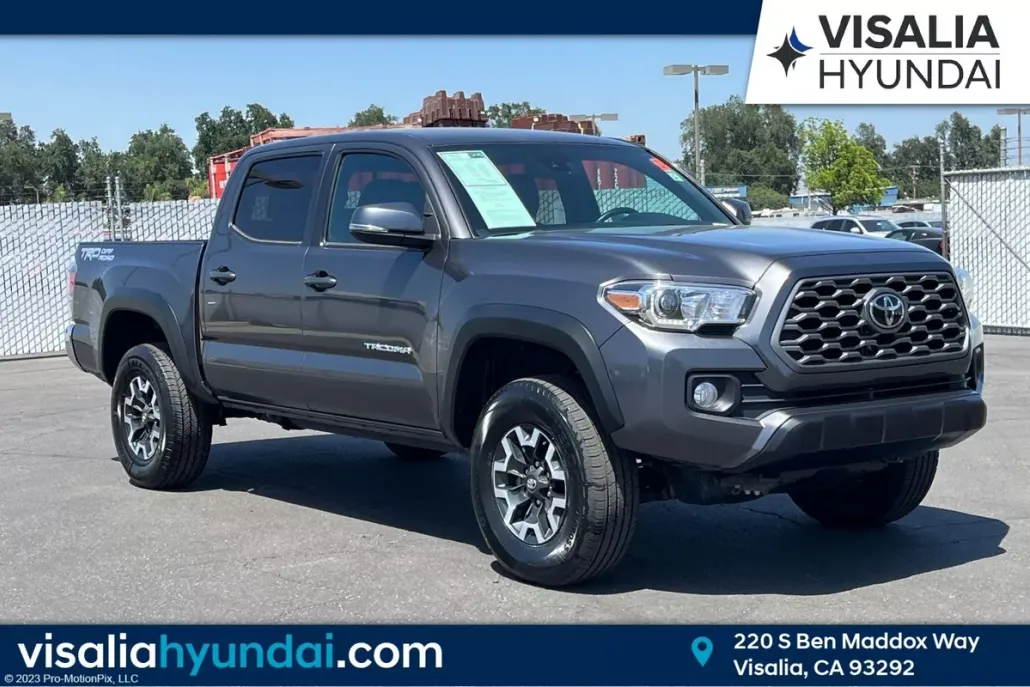 2023 Toyota Tacoma TRD photo 1