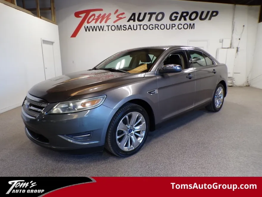 2011 Ford Taurus Limited photo 1