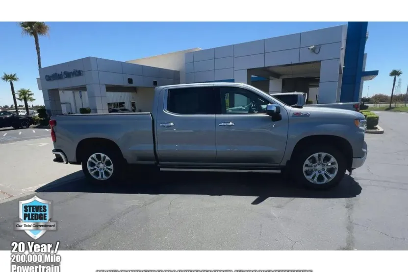 2023 Chevrolet Silverado 1500 LTZ photo 1