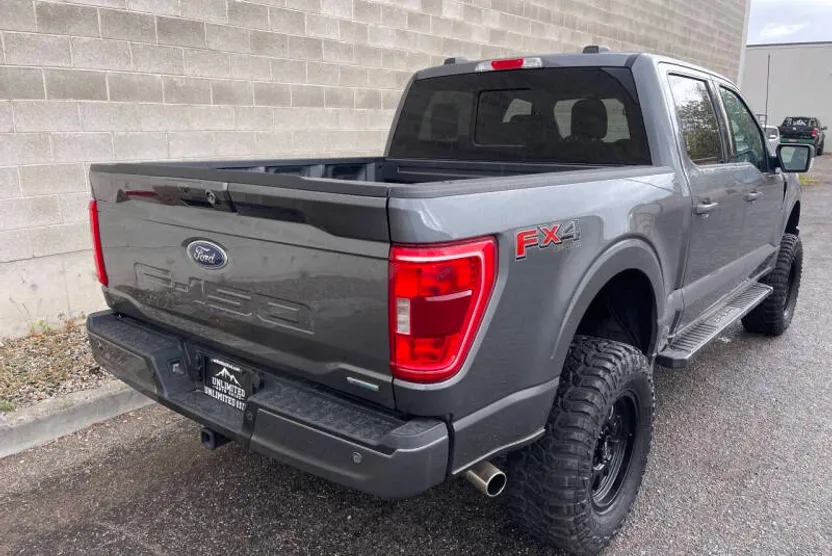 2022 Ford F-150 XLT photo 1