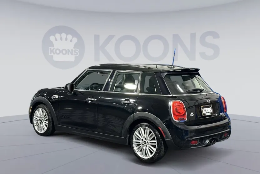 2016 Mini Cooper 4 Door Hardtop S photo 1