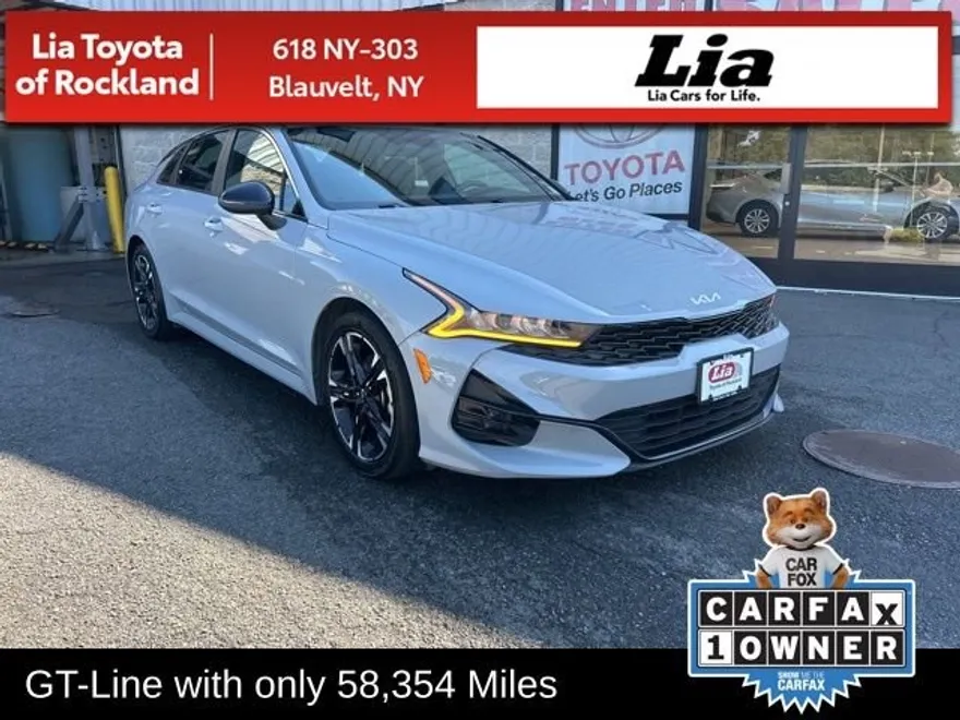 2022 Kia K5 GT-Line photo 1