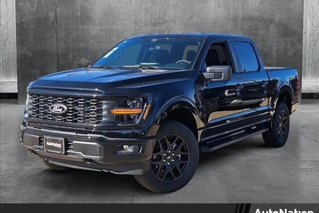 2025 Ford F-150 STX photo 1