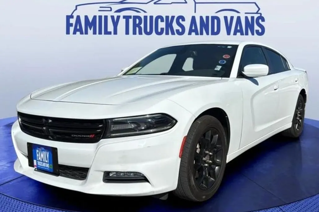 2014 Dodge Charger R/T photo 1