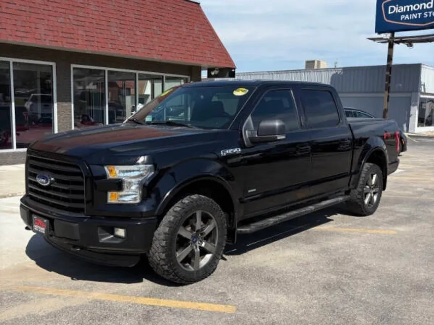 2016 Ford F-150 XLT photo 1