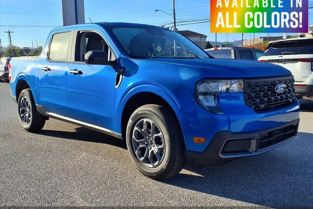 2025 Ford Maverick XLT photo 1