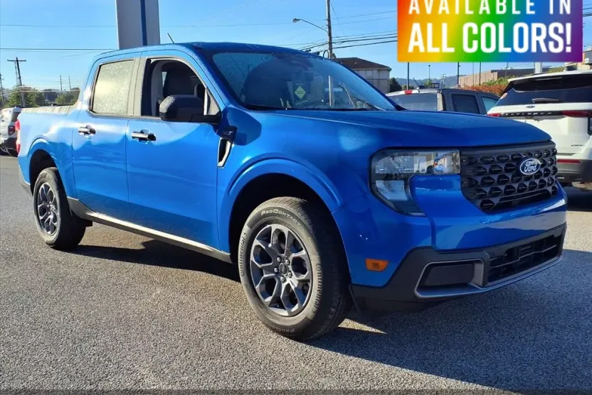 2025 Ford Maverick XLT photo 1