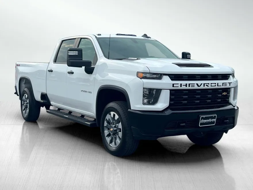 2023 Chevrolet Silverado 2500HD Custom photo 1