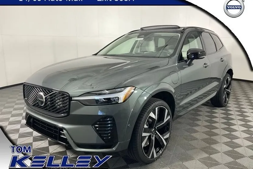 2026 Volvo XC60 Hybrid T8 photo 1