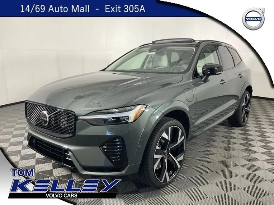 2026 Volvo XC60 Hybrid T8 photo 1