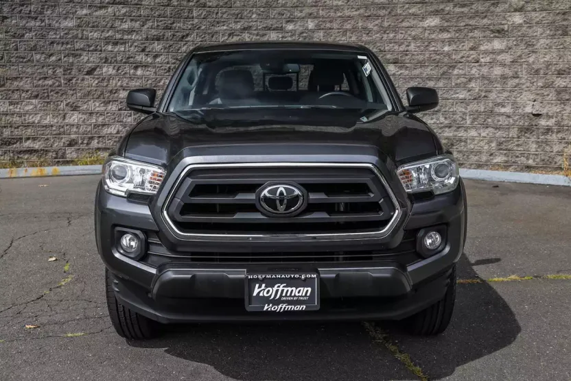 2023 Toyota Tacoma SR5 Double Cab photo 1