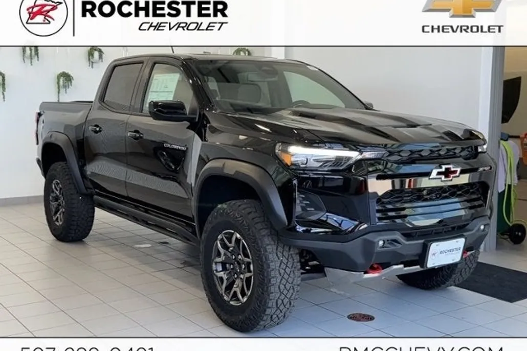 2025 Chevrolet Colorado ZR2 photo 1