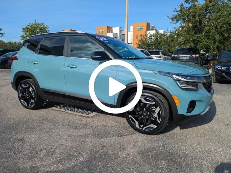 2024 Kia Seltos SX photo 1