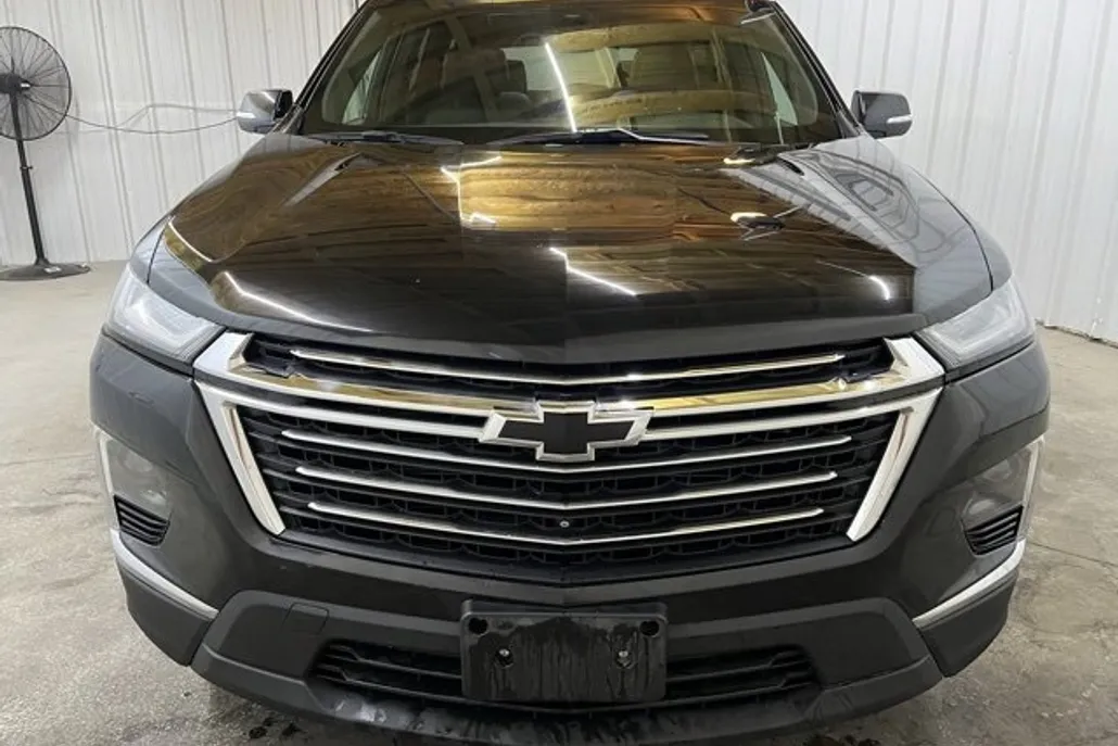 2023 Chevrolet Traverse Leather photo 1