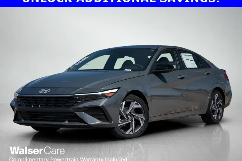 2025 Hyundai Elantra SEL Sport photo 1