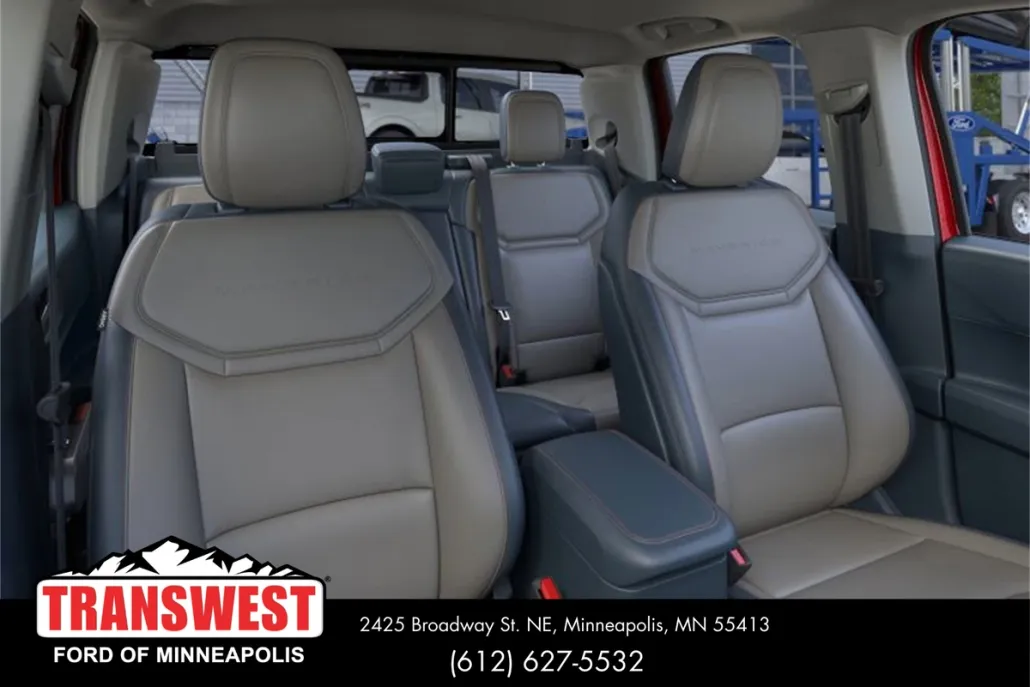 2025 Ford Maverick Lariat photo 1