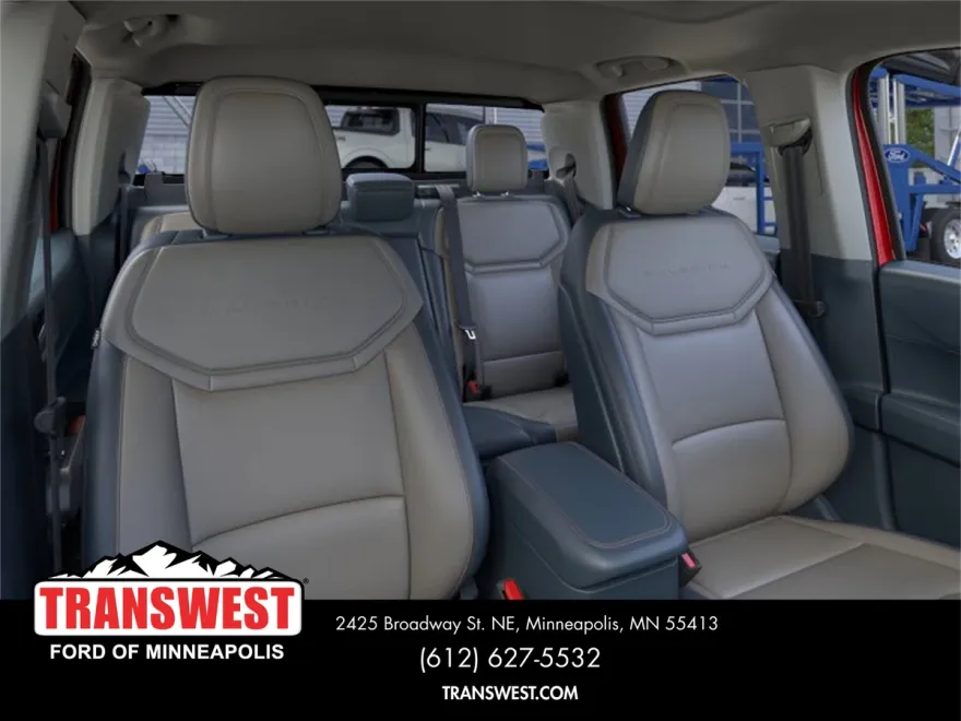 2025 Ford Maverick Lariat photo 1