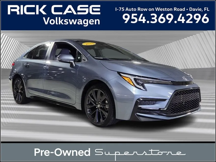 2024 Toyota Corolla SE photo 1