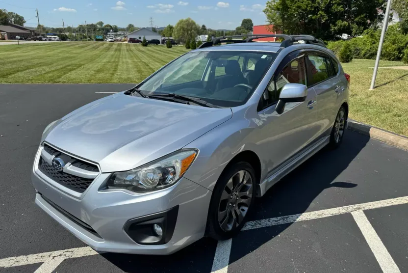 2014 Subaru Impreza 2.0i Sport Premium photo 1