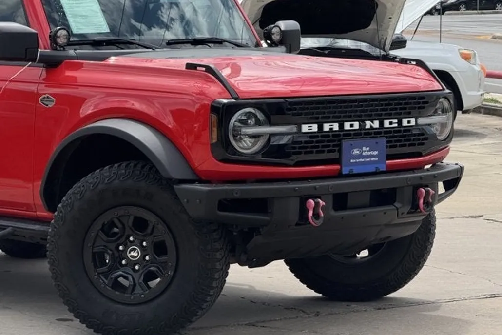 2023 Ford Bronco Wildtrak photo 1