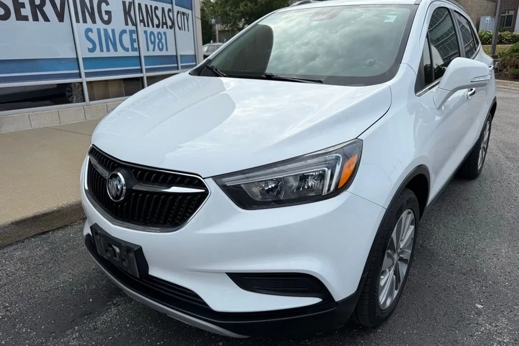 2019 Buick Encore Preferred photo 1