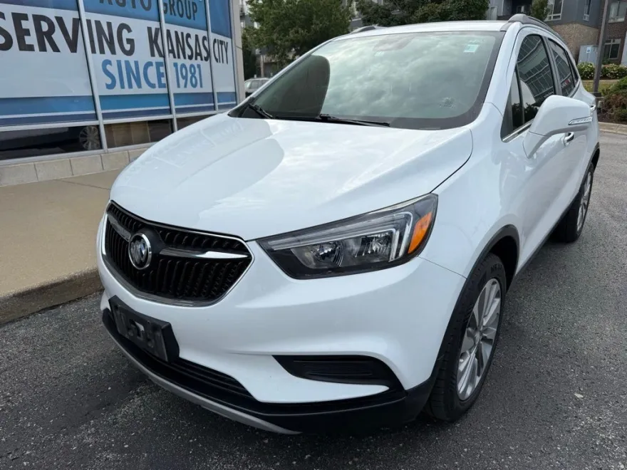 2019 Buick Encore Preferred photo 1