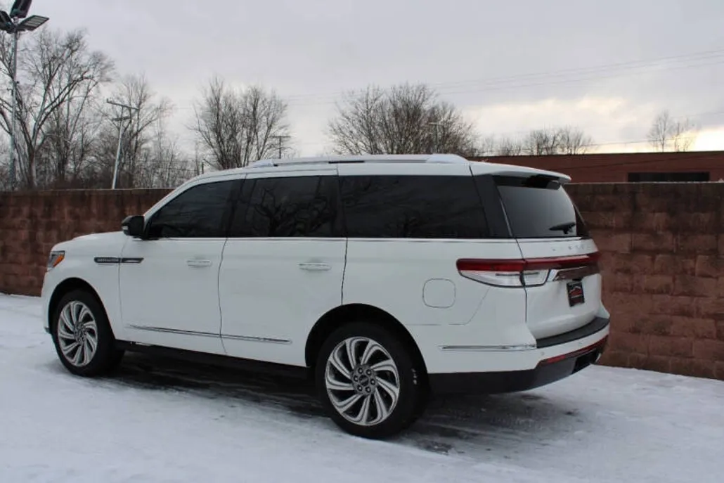 2022 Lincoln Navigator Reserve photo 1