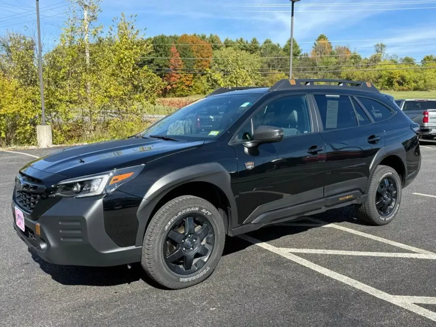 2022 Subaru Outback Wilderness photo 1