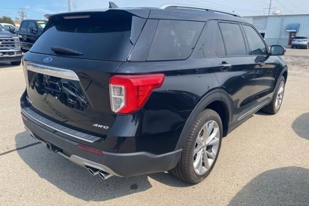 2023 Ford Explorer Platinum photo 1