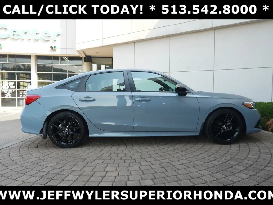 2024 Honda Civic Sport photo 1