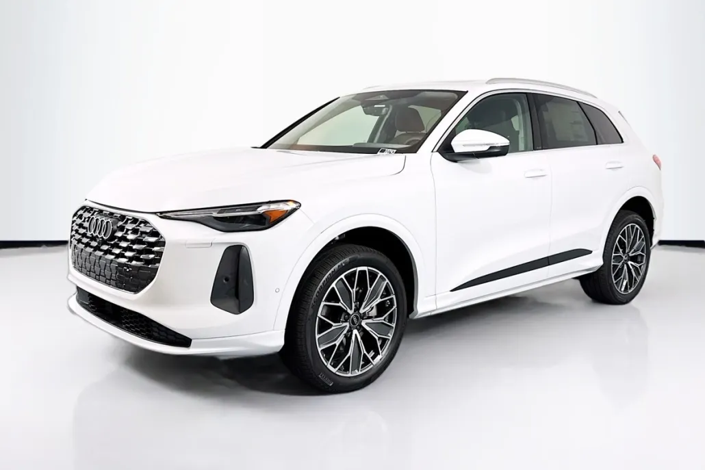 2025 Audi Q5 Premium Plus photo 1