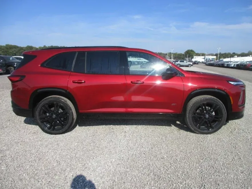 2026 Buick Enclave Sport Touring photo 1