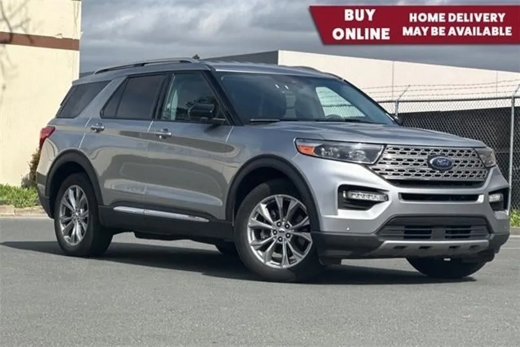 2023 Ford Explorer Limited photo 1