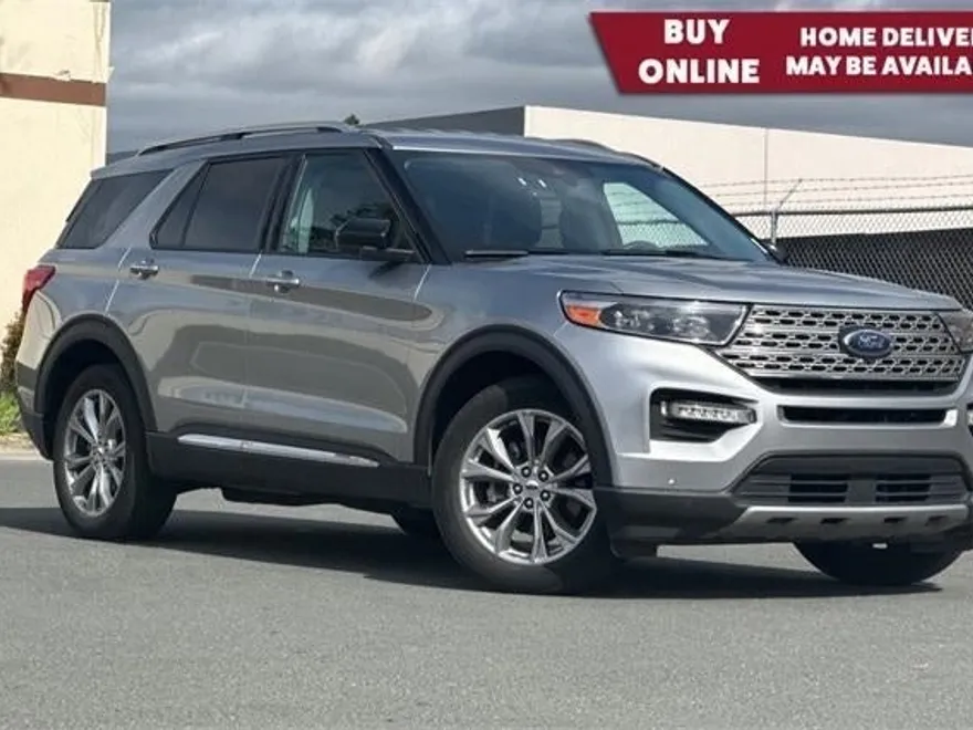 2023 Ford Explorer Limited photo 1