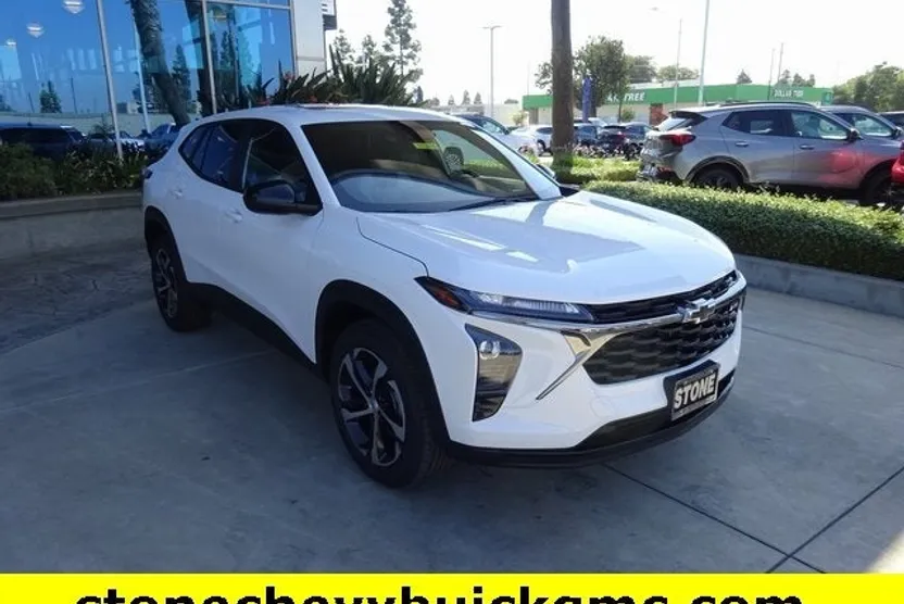 2026 Chevrolet Trax photo 1