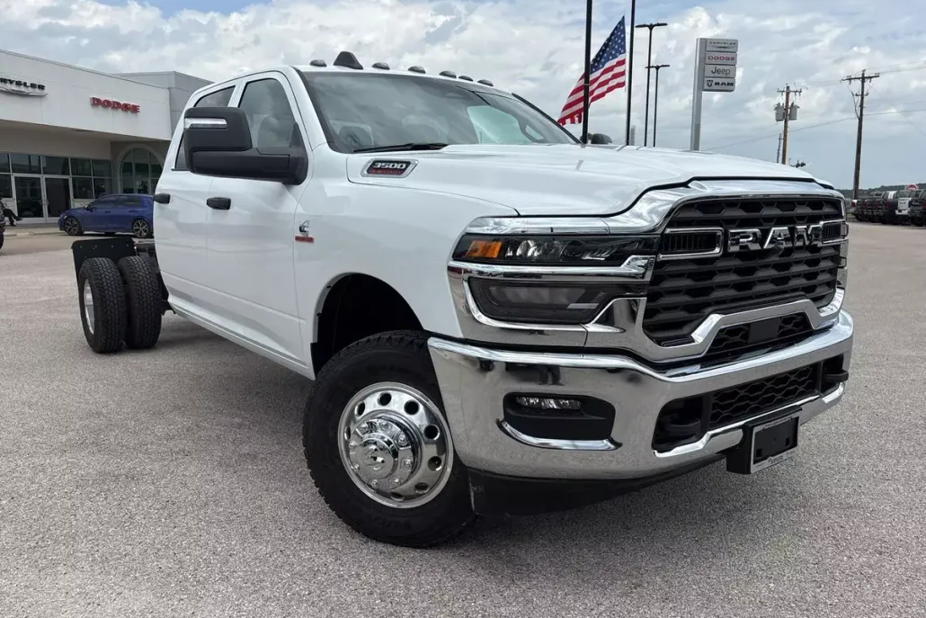 2026 Ram 3500 Tradesman photo 1